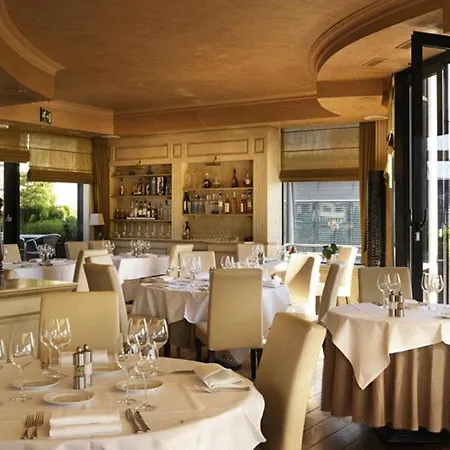Hyllit 4* Antwerpia