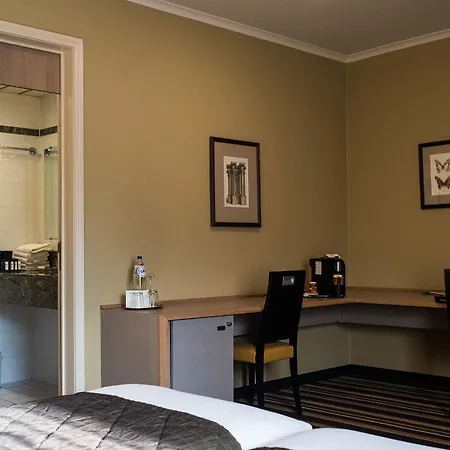 Hotel Hyllit Antwerpia