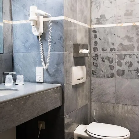 Hyllit Hotel 4*