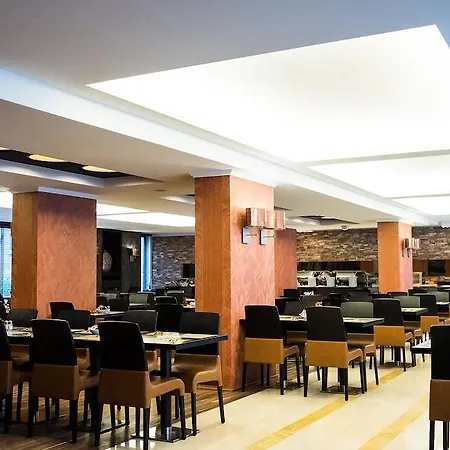 Hotel Hyllit 4*
