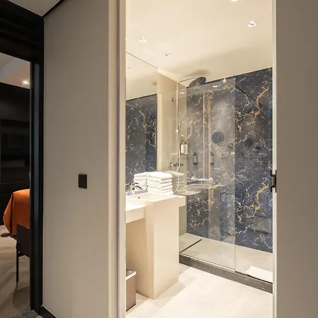 Hyllit Hotel 4*
