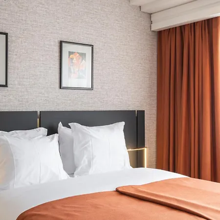 Hotel Hyllit 4*