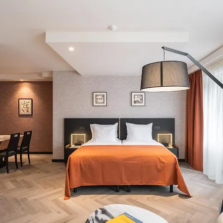 Hyllit Hotel 4*