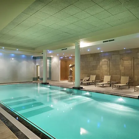 Hotel Hyllit 4*